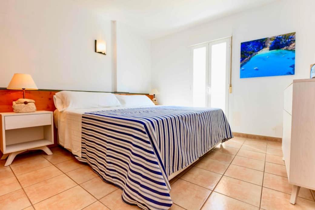 Apartamentos Sa Varadero 3S Con Vista Mare Laterale Es Pujols Luaran gambar